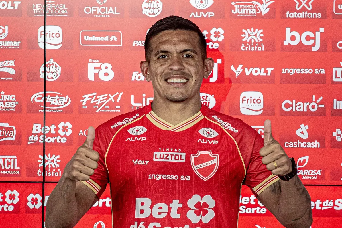 Igor Cariús destaca força do Vila Nova após vitória sobre o Fortaleza